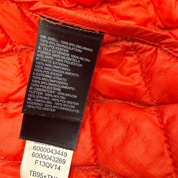 The North Face Navy Thermoball Jacket - Picture 5 of 6